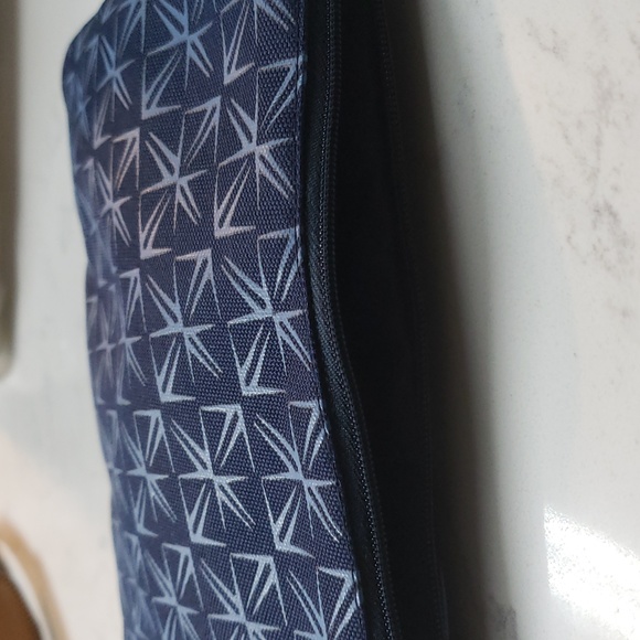 Copa airlines amenity bags like new - Picture 3 of 3